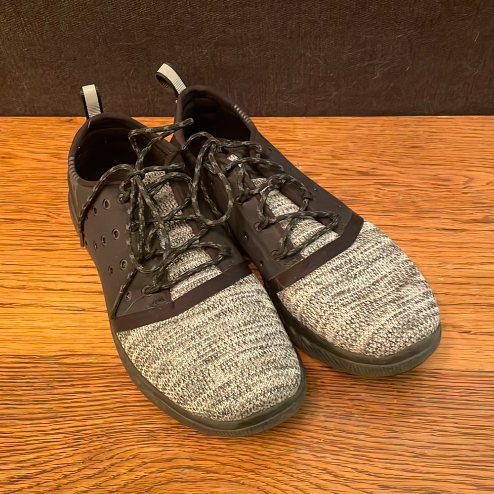 Women’s sneakers